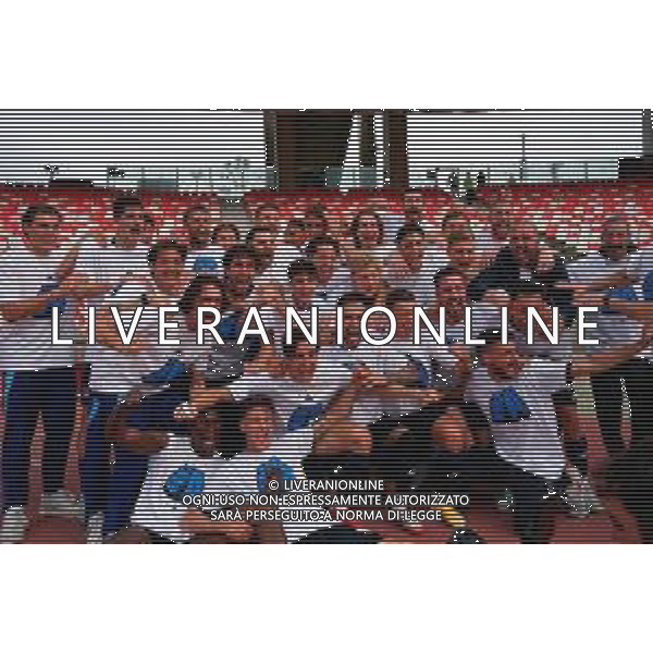 TVEM May 04, 2025 Bari, Italy - SSC Bari vs Pisa Sporting Club - Italian soccer serie B 2024/25 - San Nicola Stadium. In the pic: Pisa players celebrate promotion to Serie A -Esultanza e Festeggiamenti del Pisa a fine gara per la Promozione in Serie A ©TVEM Emmanuele Mastrodonato - AGENZIA ALDO LIVERANI SAS