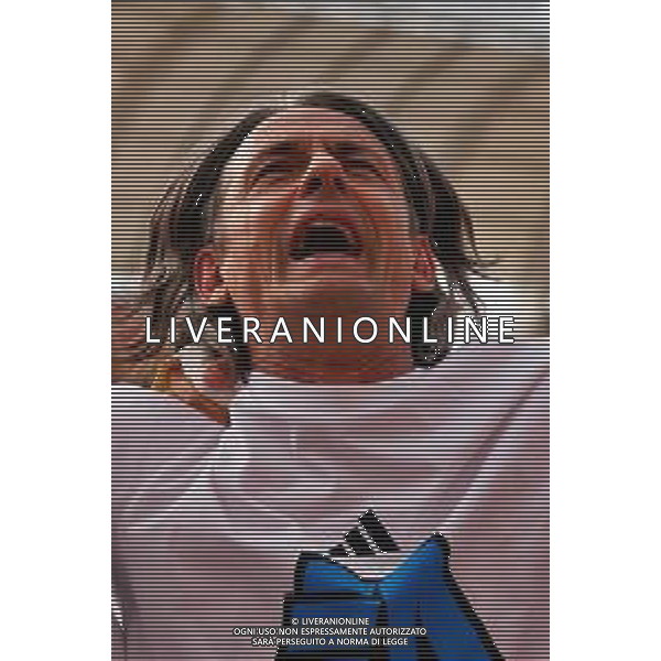 TVEM May 04, 2025 Bari, Italy - SSC Bari vs Pisa Sporting Club - Italian soccer serie B 2024/25 - San Nicola Stadium. In the pic: coach Filippo Inzaghi of Pisa celebrate promotion to Serie A -Esultanza e Festeggiamenti del Pisa a fine gara per la Promozione in Serie A ©TVEM Emmanuele Mastrodonato - AGENZIA ALDO LIVERANI SAS