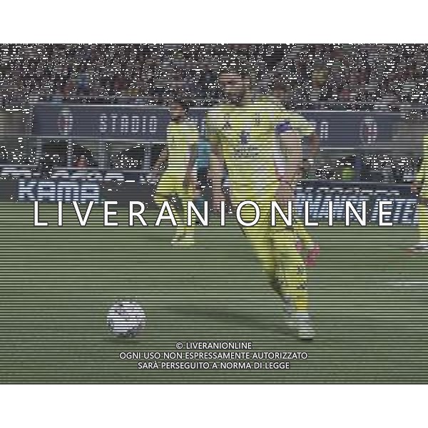 Manuel Locatelli of Juventus FC play the ball during Bologna BFC vs Juventus F, 35° Serie A Enilive 2024-25 game at Renato Dall\'Ara stadium in Bologna (BO), Italy, on May 04, 2025. (Photo by Davide Casentini)- AGENZIA ALDO LIVERANI SAS
