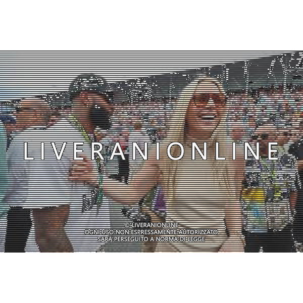 Lindsey Vonn (USA) Alpine Ski Racer on the grid. 04.05.2025. Formula 1 World Championship, Rd 6, Miami Grand Prix, Miami, Florida, USA, Race Day. - www.xpbimages.com, EMail: requests@xpbimages.com © Copyright: Moy / XPB Images ONLY ITALY-AG ALDO LIVERANI SAS