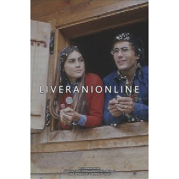 DIAP-RETROSPETTIVA ROMINA POWWR E ALBANO CARRISI CANTANTI NELLA FOTO ROMINA POWER E ALBANO CARRISI A SAINT VINCENT NELL\'ANNO 1971 AG ALDO LIVERANI SAS 