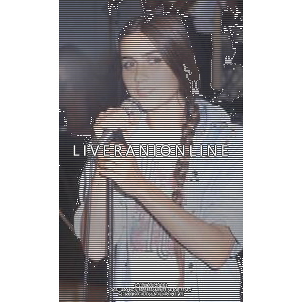 DIAP-RETROSPETTIVA ROMINA POWER CANTANTE NELLA FOTO ROMINA POWER NELLA TRASMISSIONE TELEVISIVA“ IL TASTOMATTO “NELL\'ANNO 1985 FOTO EDGARDO DELLA SCORCIOSA-AG ALDO LIVERANI SAS 
