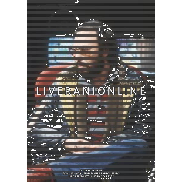 DIAP-RETROSPETTIVA ANTONELLO VENDITTI CANTANTE NELLA FOTO ANTONELLO VENDITTI OSPITE DELLA TRASMISSIONE TELEVISIVA “BLITZ“ CONDOTTA DA GIANNI MINA\' ANNI 80 FOTO MARIO DOTTI-AG ALDO LIVERANI SAS