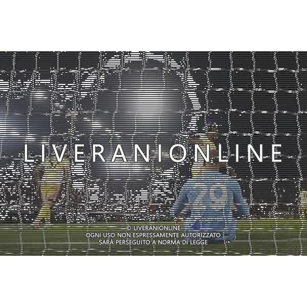 Michele Di Gregorio of Juventus FC expresses disappointment after Remo Freuler of Bologna FC goal during Bologna BFC vs Juventus F, 35° Serie A Enilive 2024-25 game at Renato Dall\'Ara stadium in Bologna (BO), Italy, on May 04, 2025. (Photo by Davide Casentini)- AGENZIA ALDO LIVERANI SAS