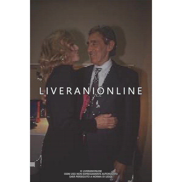 DIAP-RETROSPETTIVA WALTER CHIARI ATTORE NELLA FOTO WALTER CHIARI E KIM NOVAK A MILANO NELL\'ANNO 1985 AG ALDO LIVERANI SAS