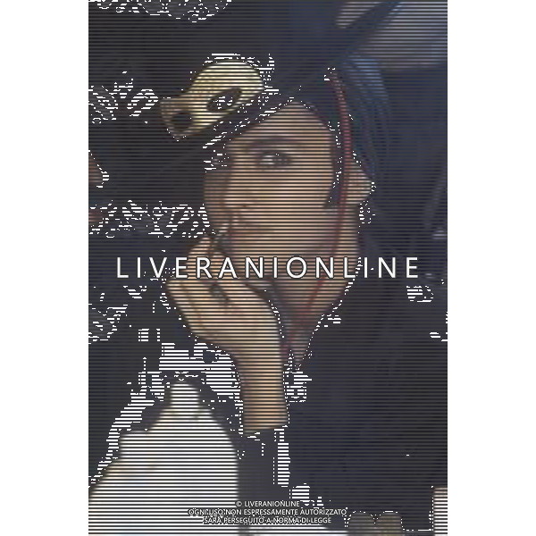 DIAP-RETROSPETTIVA ROMINA POWER CANTANTE NELLA FOTO ROMINA POWER COL VESTITO DA ZORRO A ROMA NELL\'ANNO 1982 FOTO EDGARDO DELLA SCORCIOSA-AG ALDO LIVERANI SAS