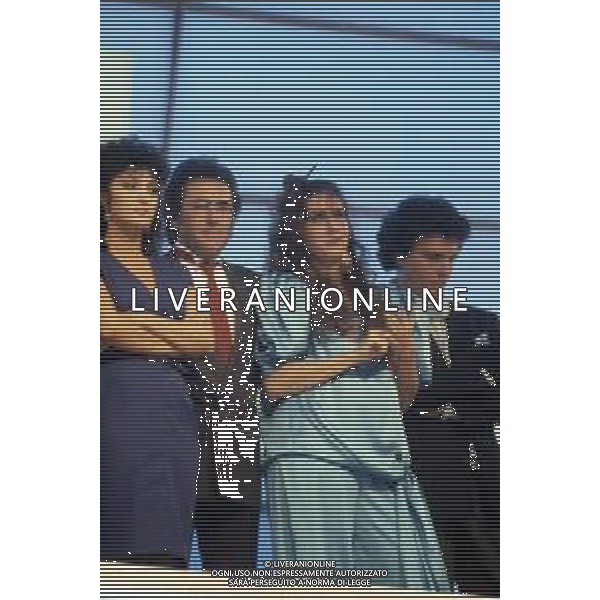 DIAP-RETROSPETTIVA ALBANO CARRISI E ROMINA POWER CANTANTI NELLA FOTO ROMINA POWER AL FESTIVAL DI SANREMO NEL 1987 CON MARCELLA BELLA E CHRISTIAN © ARCHIVIO / AGENZIA ALDO LIVERANI SAS