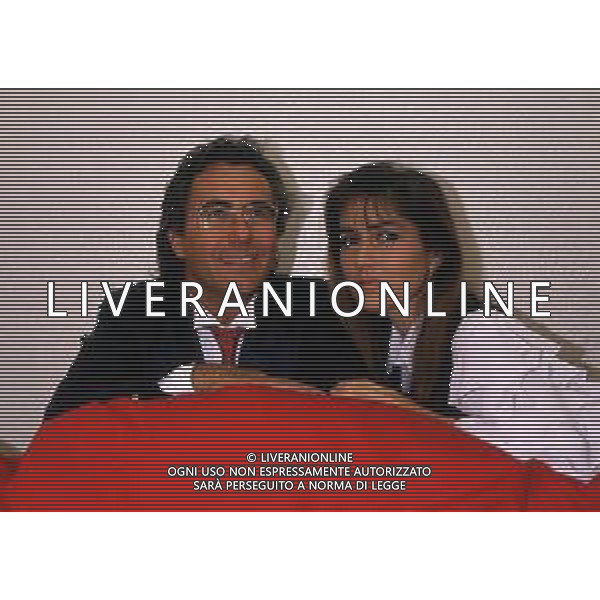DIAP-RETROSPETTIVA ALBANO CARRISI E ROMINA POWER CANTANTI NELLA FOTO ALBANO CARRISI E ROMINA POWER A MILANO NELL\'ANNO 1991 AG ALDO LIVERANI SAS