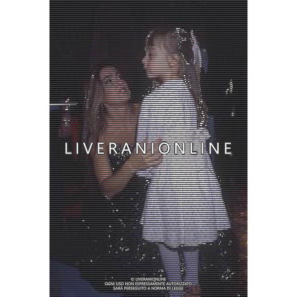 DIAP-RETROSPETTIVA ROMINA POWER CANTANTE NELLA FOTO ROMINA POWER CON LA FIGLIA CRISTEL A ROMA NELL\'ANNO 1991 FOTO EDGARDO DELLA SCORCIOSA-AG ALDO LIVERANI SAS