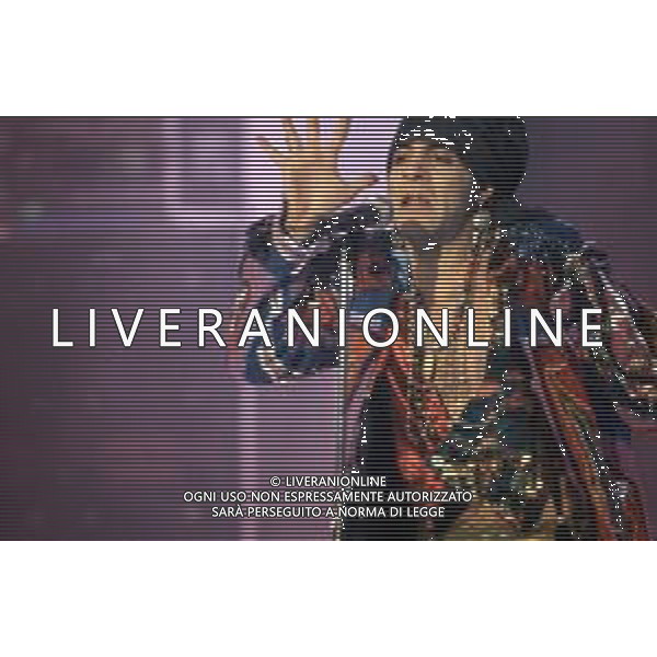 DIA- RETROSPETTIVA LITTLE STEVEN (Steven Van Zandt, nato Steven Lento) CANTANTE MUSICISTA NELLA FOTO LITTLE STEVEN AL FESTIVAL DELLA CANZONE ITALIANA DI SANREMO NELL’ANNO 1989 AGENZIA ALDO LIVERANI SAS