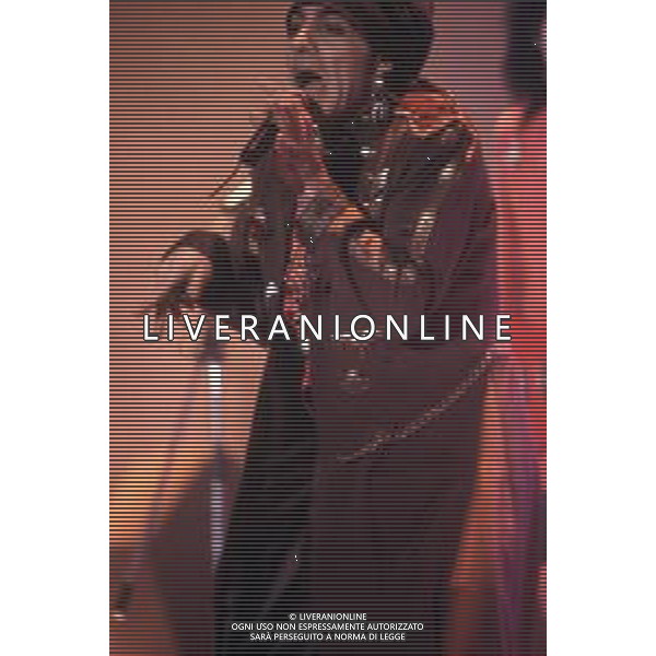 DIA- RETROSPETTIVA LITTLE STEVEN (Steven Van Zandt, nato Steven Lento) CANTANTE MUSICISTA NELLA FOTO LITTLE STEVEN AL FESTIVAL DELLA CANZONE ITALIANA DI SANREMO NELL’ANNO 1989 AGENZIA ALDO LIVERANI SAS