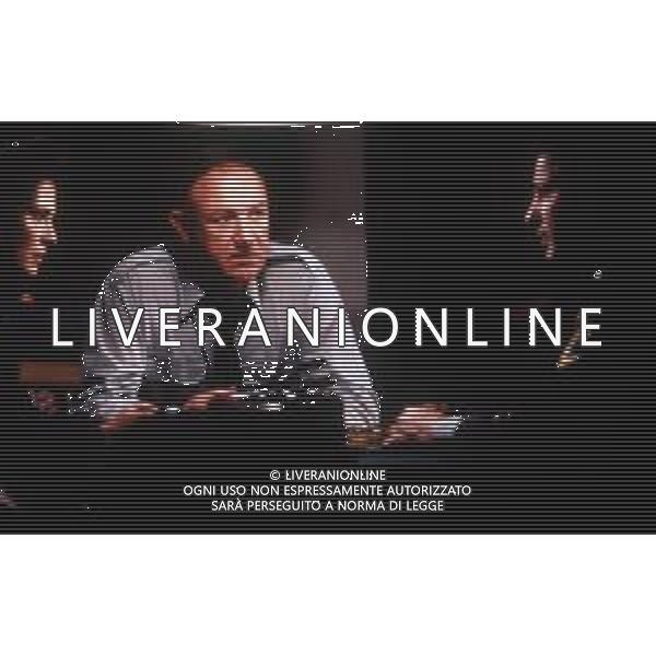 DIA- RETROSPETTIVA GENE HACKMAN ATTORE NELLA FOTO GENE HACKMAN IN UNA SCENA DEL FILM ‘ THE PACKAGE ‘ NELL’ANNO 1989 CONTROLUCE - AGENZIA ALDO LIVERANI SAS