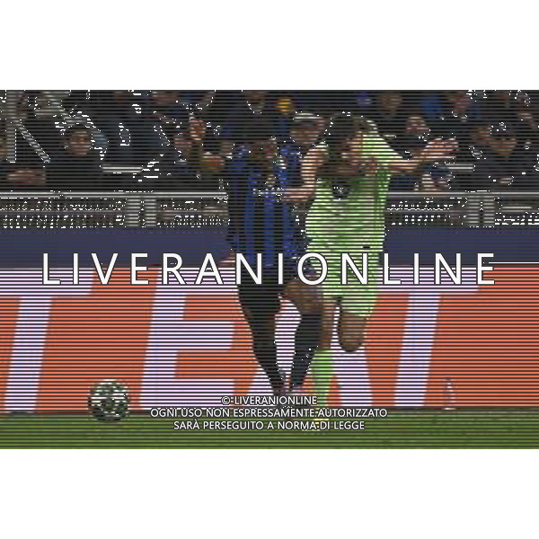Inter vs Barcellona nella foto Denzel Dumfries (Inter) e Andreas Christensen (Barcellona) Milano 06-05-2025 Stadio Giuseppe Meazza - San Siro UEFA Champions League - semifinali gara di ritorno foto Roberto Garavaglia/Agenzia Aldo Liverani sas