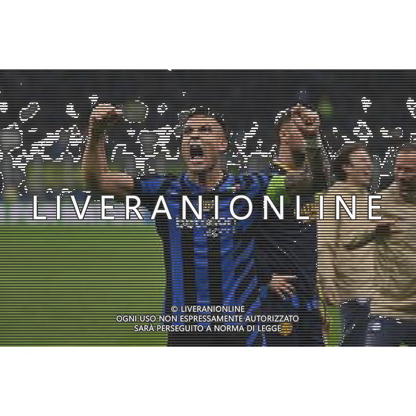 Inter vs Barcellona nella foto Lautaro Martinez (Inter) esultanzanza a fine partita Milano 06-05-2025 Stadio Giuseppe Meazza - San Siro UEFA Champions League - semifinali gara di ritorno foto Roberto Garavaglia/Agenzia Aldo Liverani sas