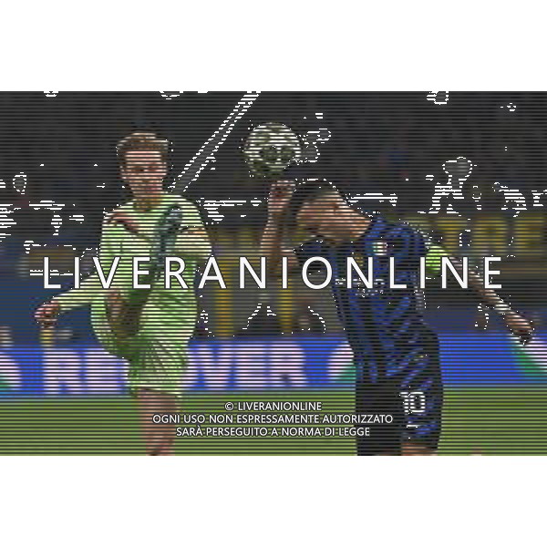 Inter vs Barcellona nella foto Frenkie de Jong (Barcellona) e Lautaro Martinez (Inter) Milano 06-05-2025 Stadio Giuseppe Meazza - San Siro UEFA Champions League - semifinali gara di ritorno foto Roberto Garavaglia/Agenzia Aldo Liverani sas