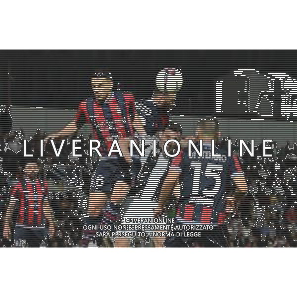Serie C Playoff 2024-2025 Crotone vs Juventus (Stadio Ezio Scida) 7 Maggio 2025 Nella foto: DI Pasquale e Gallo anticipano Guerra foto andrea rosito-ag aldo liverani sas