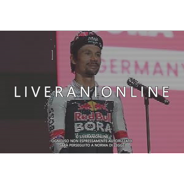 07-05-2025 Presentazione Squadre Giro D\'italia 2025; 2025, Red Bull - Bora Hansgrohe; Roglic, Primoz; Tirana; ©SIROTTI - AGENZIA ALDO LIVERANI SAS