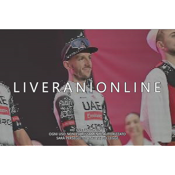 07-05-2025 Presentazione Squadre Giro D\'italia 2025; 2025, Uae Team Emirates - Xrg; Yates, Adam; Tirana; ©SIROTTI - AGENZIA ALDO LIVERANI SAS