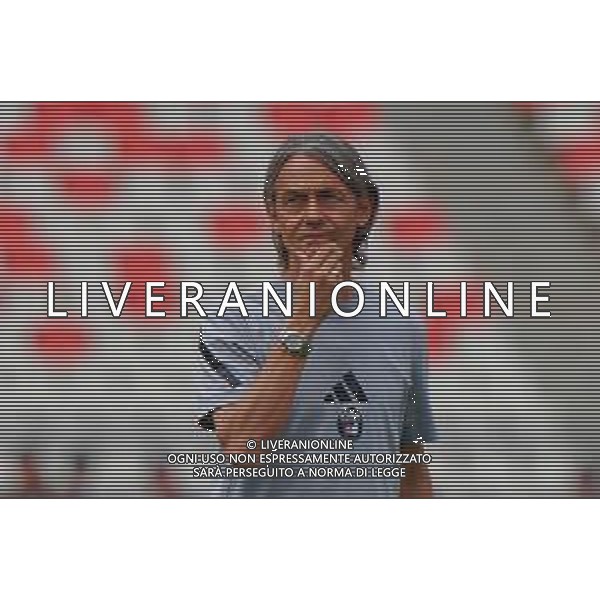 TVEM May 04, 2025 Bari, Italy - SSC Bari vs Pisa Sporting Club - Italian soccer serie B 2024/25 - San Nicola Stadium. In the pic: coach Filippo Inzaghi of Pisa ©TVEM Emmanuele Mastrodonato - AGENZIA ALDO LIVERANI SAS
