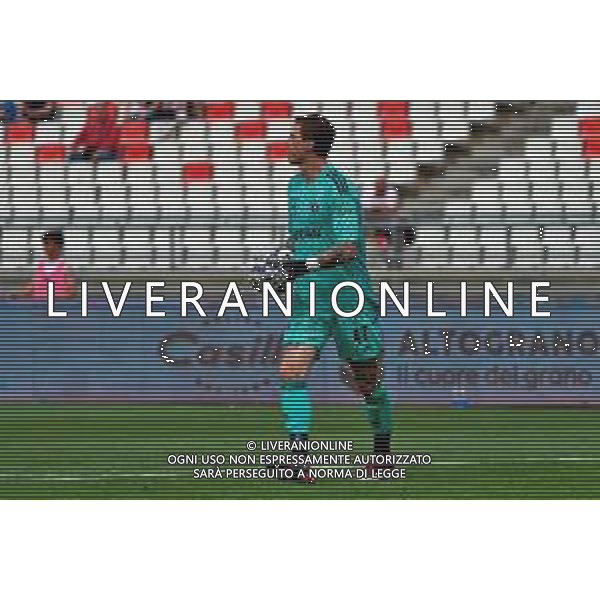 TVEM May 04, 2025 Bari, Italy - SSC Bari vs Pisa Sporting Club - Italian soccer serie B 2024/25 - San Nicola Stadium. In the pic: Adrian Semper of Pisa ©TVEM Emmanuele Mastrodonato - AGENZIA ALDO LIVERANI SAS