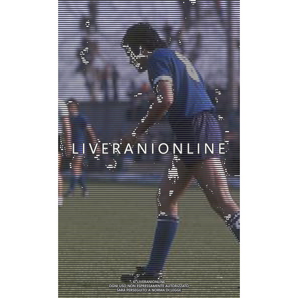 DIAP-RETROSPETTIVA ANTONELLO CUCCUREDDU CALCIATORE NELLA FOTO ANTONELLO CUCCUREDDU CON LA MAGLIA DELLA JUVENTUS CALCIO AG ALDO LIVERANI SAS