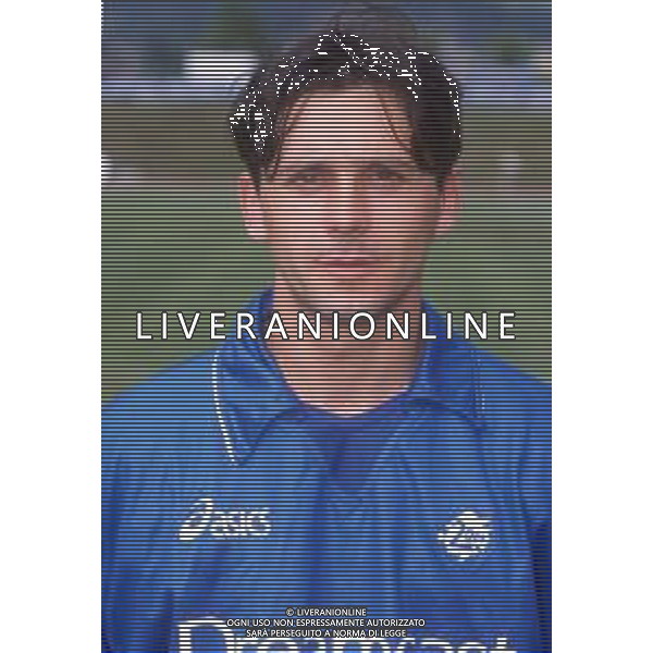 DIAP-RETROSPETTIVA GAETANO VASARI CALCIATORE NELLA FOTO GAETANO VASARI CON LA MAGLIA DELLA SAMPDORIA CALCIO AG ALDO LIVERANI SAS
