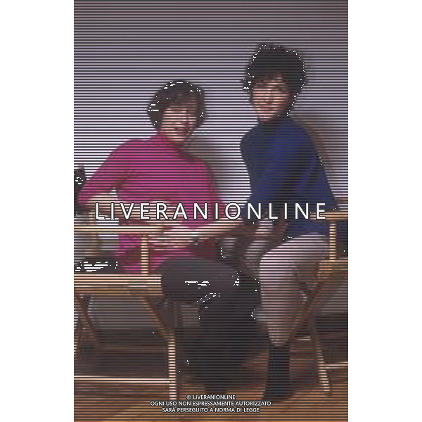 DIAP-RETROSPETTIVA AMELIA MONTI ATTRICE NELLA FOTO MARIA AMELIA MONTI CON PAOLA ZERBIN PARTECIPANTE DELLA TRASMISSIONE TELEVISIVA“ARRIVA LA CICOGNA“ NELL\'ANNO 1993 FOTO THEMA-AG ALDO LIVERANI SAS 