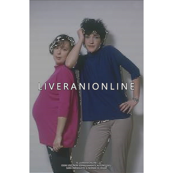 DIAP-RETROSPETTIVA AMELIA MONTI ATTRICE NELLA FOTO AMELIA MONTI CON PAOLA ZERBIN PARTECIPANTE DELLA TRASMISSIONE TELEVISIVA“ARRIVA LA CICOGNA“ NELL\'ANNO 1993 FOTO THEMA-AG ALDO LIVERANI SAS