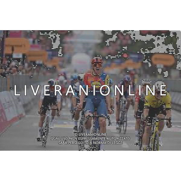 09-05-2025 Giro D\'italia; Tappa 01 Durres - Tirana; 2025, Lidl - Trek; 2025, Visma - Lease A Bike; Pedersen, Mads; Van Aert, Wout; Tirana; ©SIROTTI - AGENZIA ALDO LIVERANI SAS