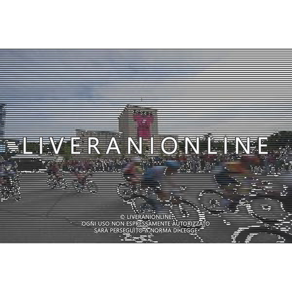 09-05-2025 Giro D\'italia; Tappa 01 Durres - Tirana; Tirana; ©SIROTTI - AGENZIA ALDO LIVERANI SAS
