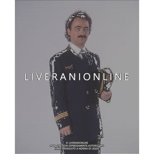 COL-RETROSPETTIVA MAURIZIO NICHETTI ATTORE NELLA FOTO MAURIZIO NICHETTI SUL SET DEL FILM “STEFANO QUANTESTORIE “NELL\'ANNO 1993 AG THEMA-AG ALDO LIVERANI SAS