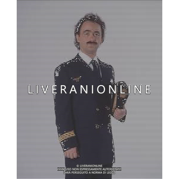 COL-RETROSPETTIVA MAURIZIO NICHETTI ATTORE NELLA FOTO MAURIZIO NICHETTI SUL SET DEL FILM “STEFANO QUANTESTORIE “NELL\'ANNO 1993 AG THEMA-AG ALDO LIVERANI SAS