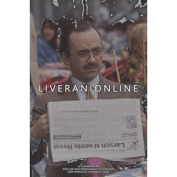 COL-RETROSPETTIVA MAURIZIO NICHETTI ATTORE NELLA FOTO MAURIZIO NICHETTI SUL SET DEL FILM “STEFANO QUANTESTORIE “NELL\'ANNO 1993 AG THEMA-AG ALDO LIVERANI SAS