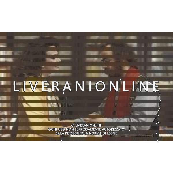 COL-RETROSPETTIVA MAURIZIO NICHETTI ATTORE NELLA FOTO MAURIZIO NICHETTI CON CATERINA SYLOS LABINI SUL SET DEL FILM “STEFANO QUANTESTORIE “NELL\'ANNO 1993 AG THEMA-AG ALDO LIVERANI SAS