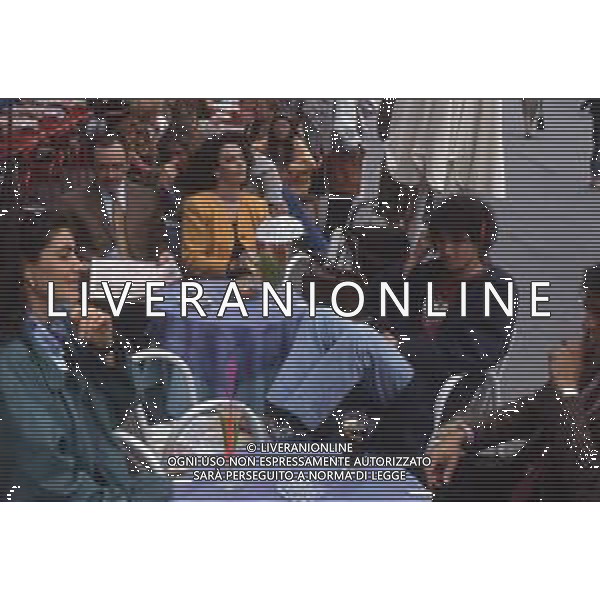 COL-RETROSPETTIVA MAURIZIO NICHETTI ATTORE NELLA FOTO MAURIZIO NICHETTI CON CATERINA SYLOS LABINI E GIUSEPPE CRUCIANI SUL SET DEL FILM “STEFANO QUANTESTORIE “NELL\'ANNO 1993 AG THEMA-AG ALDO LIVERANI SAS 