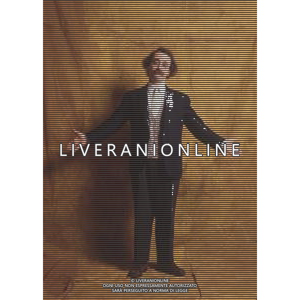 COL-RETROSPETTIVA MAURIZIO NICHETTI ATTORE NELLA FOTO MAURIZIO NICHETTI NELL\'ANNO 1993 A MILANO AG THEMA-AG ALDO LIVERANI SAS 