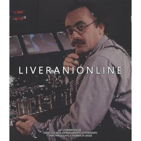 COL-RETROSPETTIVA MAURIZIO NICHETTI ATTORE NELLA FOTO MAURIZIO NICHETTI NELL\'ANNO 1993 A MILANO AG THEMA-AG ALDO LIVERANI SAS 