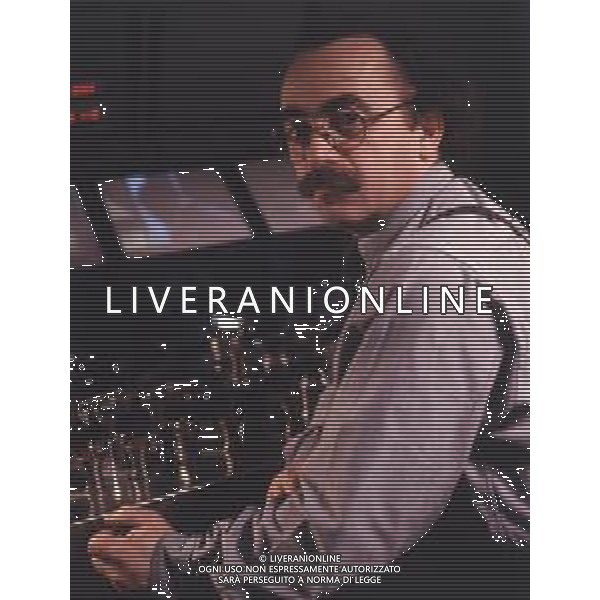 COL-RETROSPETTIVA MAURIZIO NICHETTI ATTORE NELLA FOTO MAURIZIO NICHETTI NELL\'ANNO 1993 A MILANO AG THEMA-AG ALDO LIVERANI SAS 