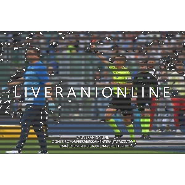 Lazio vs Juventus Campionato Serie A Enilive - 36 Giornata Stadio Olimpico - Roma 10-05-2025 nella foto arbitro Massa con cartellino rosso per espulsione Kalulu ©FEDERICO GAETANO - AGENZIA ALDO LIVERANI SAS