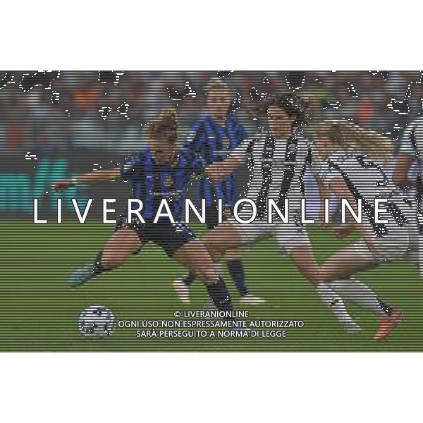 TVMV-Torino 10.05.2025 Allianz Stadium ©Manuela Viganti/Agenzia Aldo Liverani Juventus Woman vs Inter Woman Campionato Serie A Femminile Playoff 2024/2025 Nella foto: martina tomaselli e eva schatzer ©TVMV Viganti - AGENZIA ALDO LIVERANI SAS