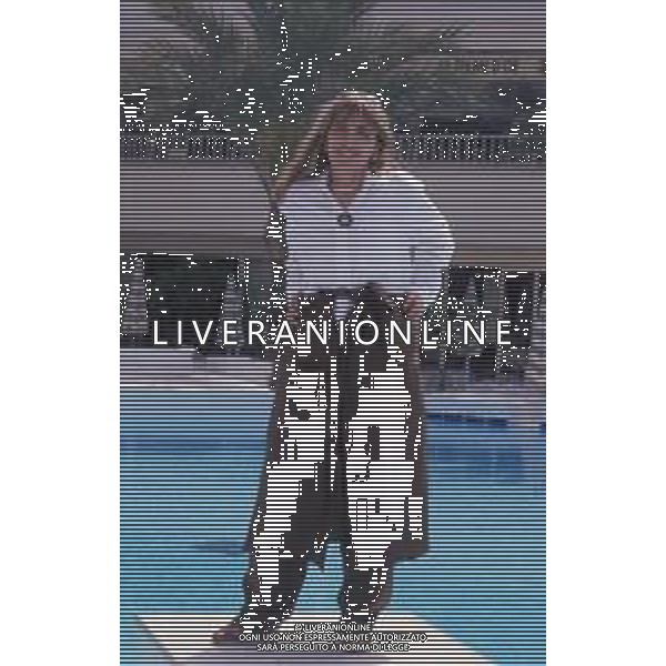 DIAP-RETROSPETTIVA PIERA DEGLI ESPOSTI ATTRICE E REGISTA NELLA FOTO PIERA DEGLI ESPOSTI NELL\'ANNO 1989 A CANNES AG ALDO LIVERANI SAS