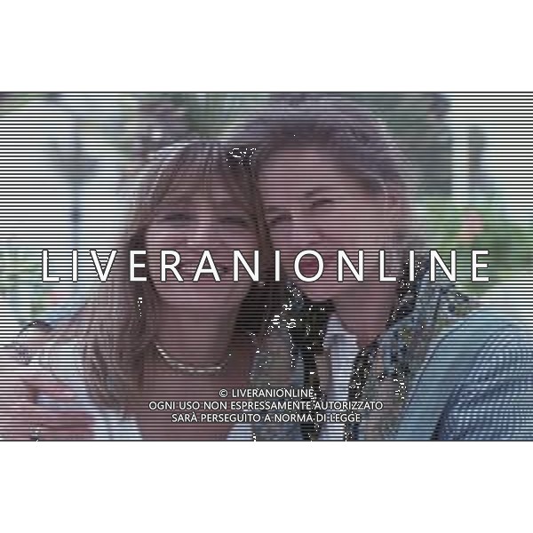 DIAP-RETROSPETTIVA PIERA DEGLI ESPOSTI ATTRICE E REGISTA NELLA FOTO PIERA DEGLI ESPOSTI CON DOMINIQUE SANDA NELL\'ANNO 1989 A CANNES AG ALDO LIVERANI SAS