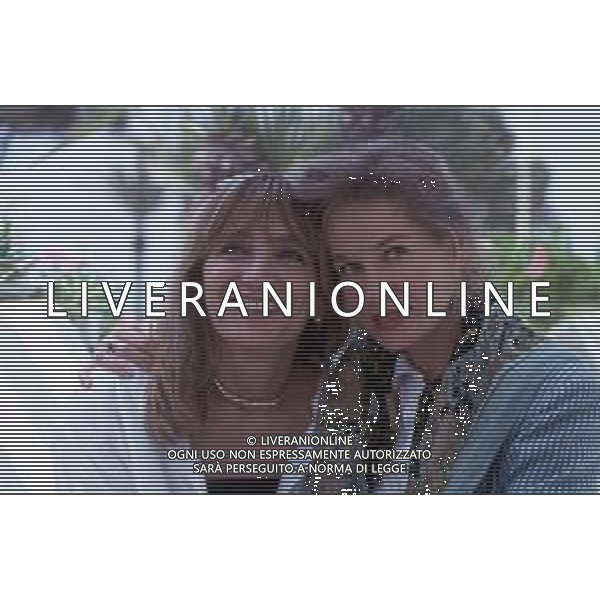 DIAP-RETROSPETTIVA PIERA DEGLI ESPOSTI ATTRICE E REGISTA NELLA FOTO PIERA DEGLI ESPOSTI CON DOMINIQUE SANDA NELL\'ANNO 1989 A CANNES AG ALDO LIVERANI SAS
