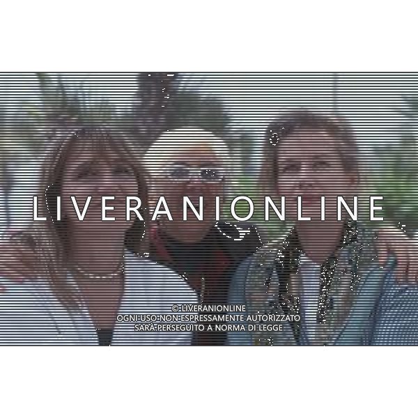 DIAP-RETROSPETTIVA PIERA DEGLI ESPOSTI ATTRICE E REGISTA NELLA FOTO PIERA DEGLI ESPOSTI CON LINA WERTMULLER E DOMINIQUE SANDA NELL\'ANNO 1989 A CANNES AG ALDO LIVERANI SAS