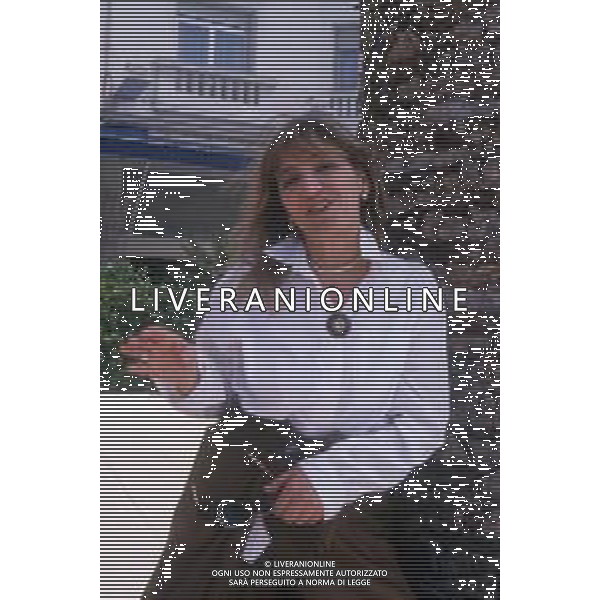 DIAP-RETROSPETTIVA PIERA DEGLI ESPOSTI ATTRICE E REGISTA NELLA FOTO PIERA DEGLI ESPOSTI NELL\'ANNO 1989 A CANNES AG ALDO LIVERANI SAS