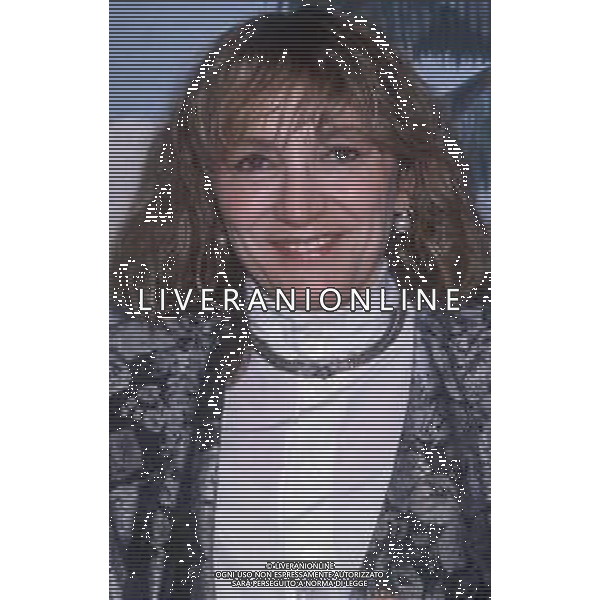 DIAP-RETROSPETTIVA PIERA DEGLI ESPOSTI ATTRICE E REGISTA NELLA FOTO PIERA DEGLI ESPOSTI NELL\'ANNO 1987 A MILANO IN TERRAZZA MARTINI CON GIORGIO TREVES AG ALDO LIVERANI SAS  