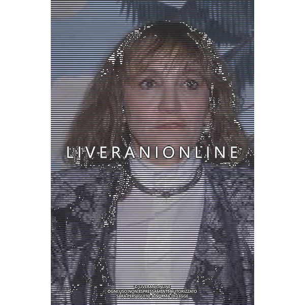DIAP-RETROSPETTIVA PIERA DEGLI ESPOSTI ATTRICE E REGISTA NELLA FOTO PIERA DEGLI ESPOSTI NELL\'ANNO 1987 A MILANO IN TERRAZZA MARTINI CON GIORGIO TREVES AG ALDO LIVERANI SAS  