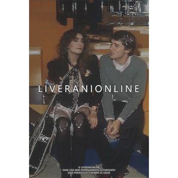 DIAP-RETROSPETTIVA GIANNI MORANDI CANTANTE NELLA FOTO GIANNI MORANDI CON LOREDANA BERTE\' AG ALDO LIVERANI SAS 