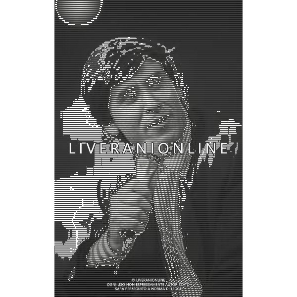 NEG-.RETROSPETTIVA GIANNI MORANDI CANTANTE NELLA FOTO GIANNI MORANDI AL FESTIVAL DI SAINT VINCENT NELL\'ANNO 1987 AG ALDO LIVERANI SAS