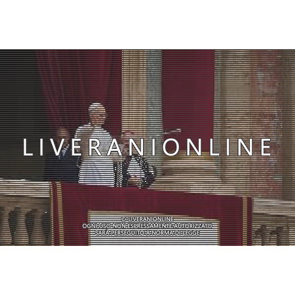 Città del Vaticano - 11 Maggio 2025 Papa Leone XIV appare al balcone centrale della Basilica di San Pietro per la sua prima benedizione domenicale dopo la sua elezione, in Piazza San Pietro in Vaticano Nella Foto: Papa Leone XIV  Andrea Bracaglia - AGENZIA ALDO LIVERANI SAS
